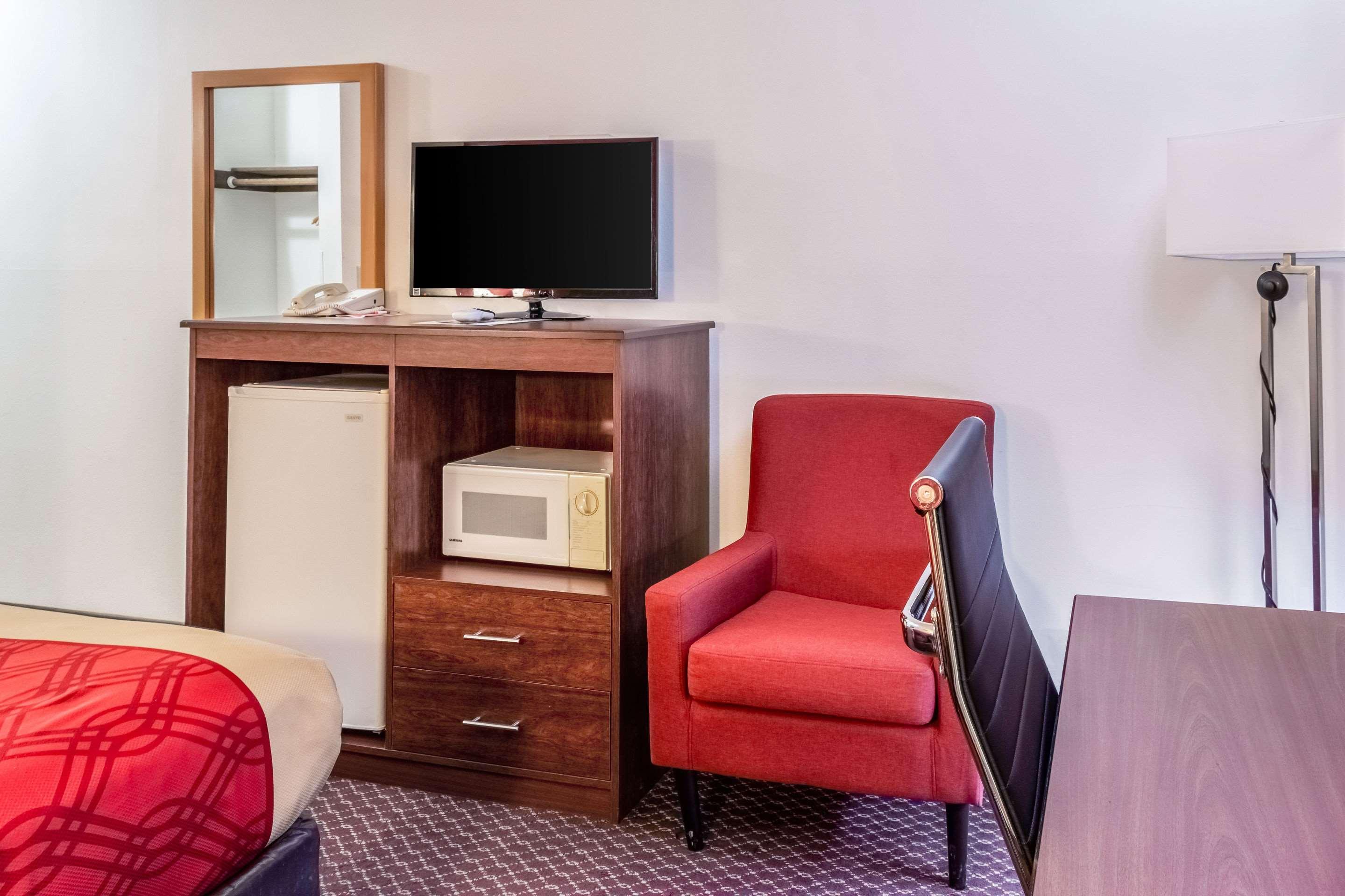High Desert Inn Prineville Buitenkant foto